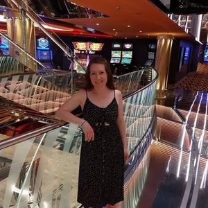 Meet your Posher, Sarah rae